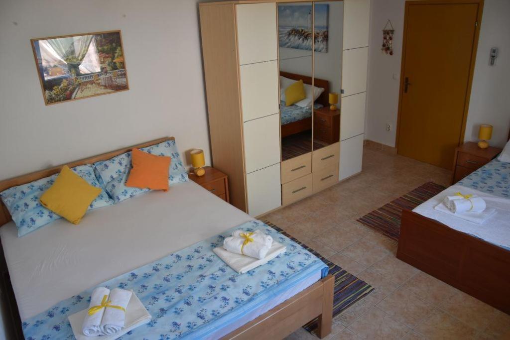 Apartmani Meri Ражань Экстерьер фото