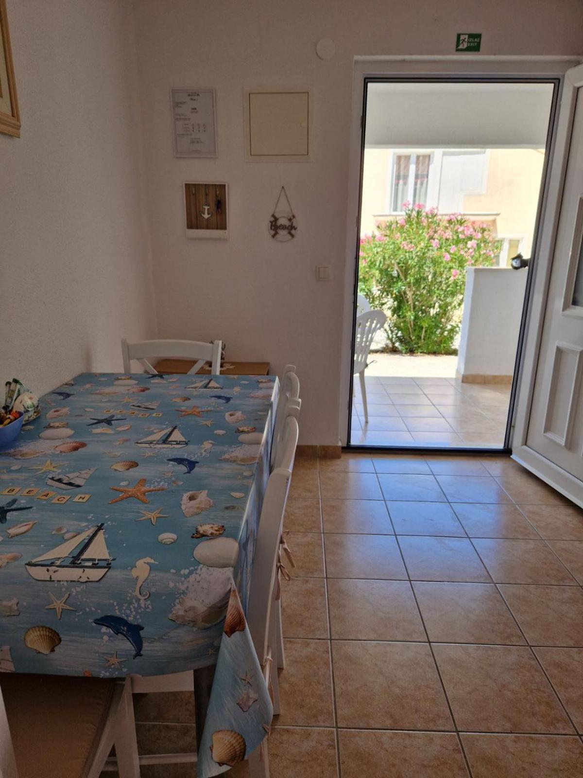 Apartmani Meri Ражань Экстерьер фото